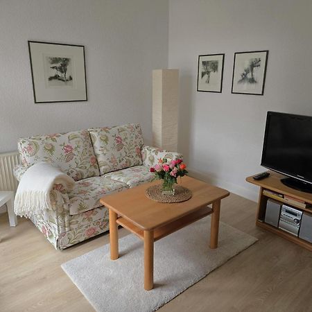 Ferienwohnung Hofidyll - Warnemuende Rostock Exterior foto